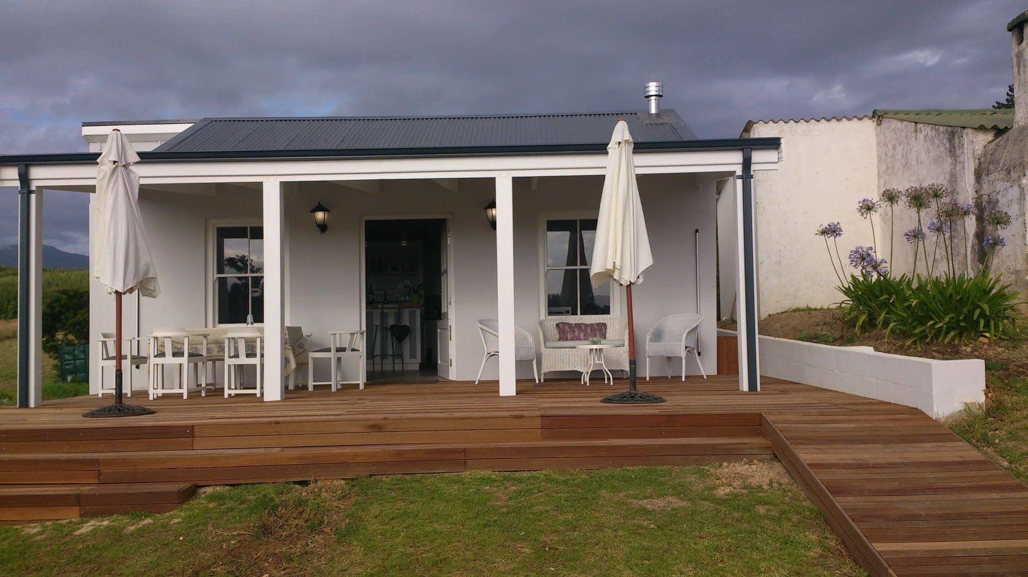 Paul Wallace Wines & Cottages Elgin  Exterior foto